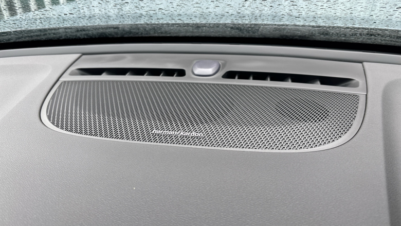 Volvo Xc40 170kW Recharge Ultimate 69kWh 5dr Auto Electric Estate